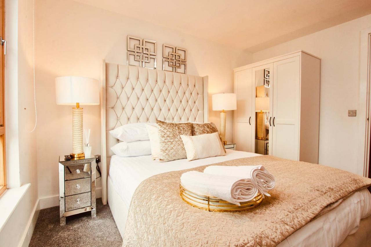 Primedoorstep Deluxe City Apt, River Canal View& Free Parking! Leeds  Buitenkant foto