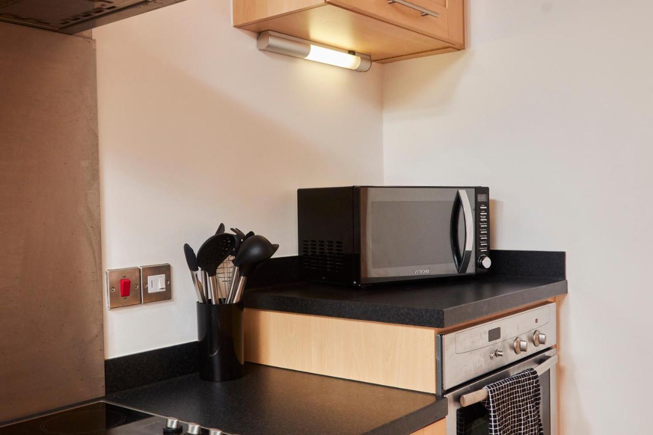 Primedoorstep Deluxe City Apt, River Canal View& Free Parking! Leeds  Buitenkant foto